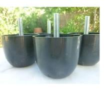 Lot de 4 pieds de lit en plastique noir