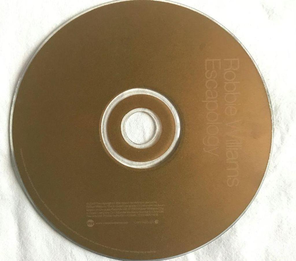 CDs Hauts-de-Seine Antony - 92160 - Photos Vivastreet CD Escapology - Robbie William