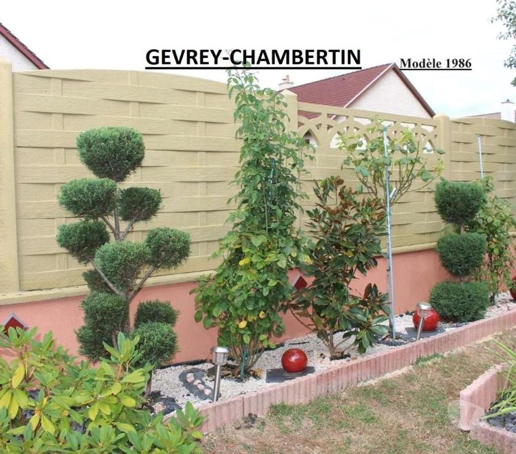  Vienne Poitiers - 86000 - Photos Vivastreet Clôture en béton déco pour le parc et jardin. Car port.