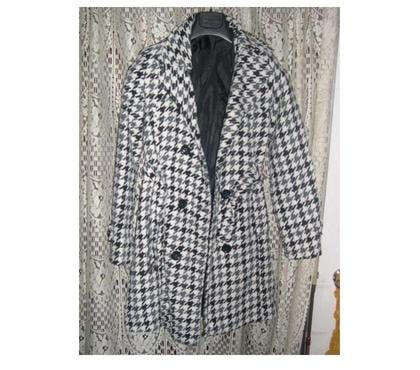 Vêtements Aix en Provence Aix en Provence - Photos Vivastreet VESTE 34 FEMME PIED DE POULE NOIRBLANC 80 % LAINE