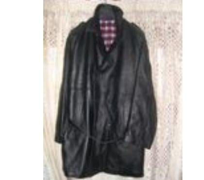 Vêtements occasion Aix en Provence Aix en Provence - Photos Vivastreet VESTE HOMME 100 % CUIR NOIR TAILLE 54