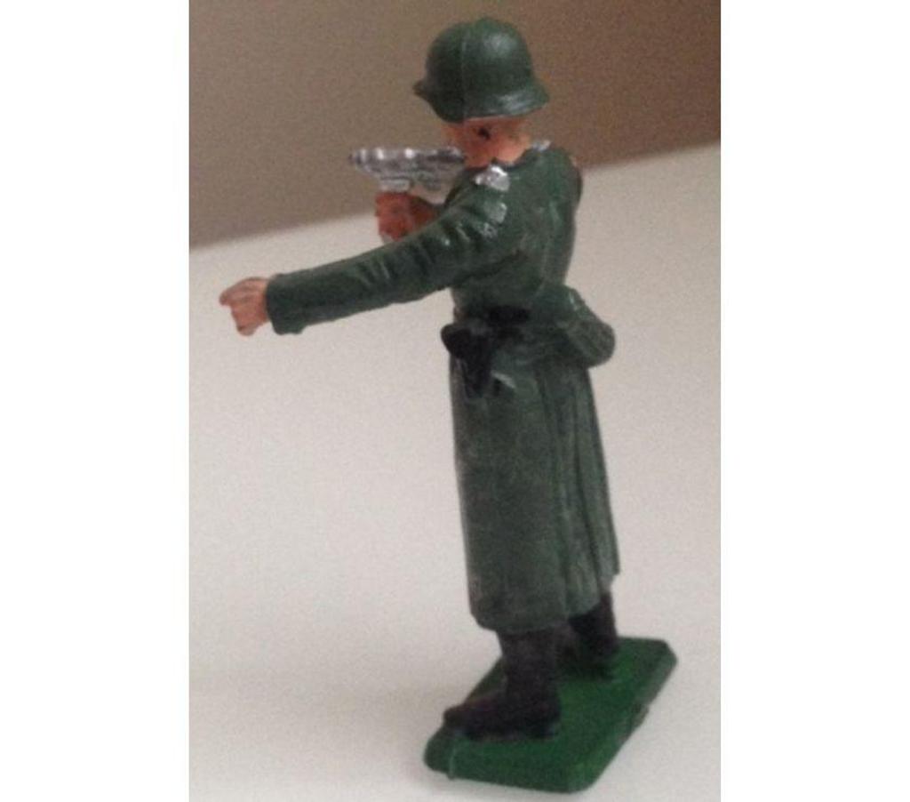 Collection Seine-et-Marne Meaux - 77100 - Photos Vivastreet Figurine STARLUX soldat allemand