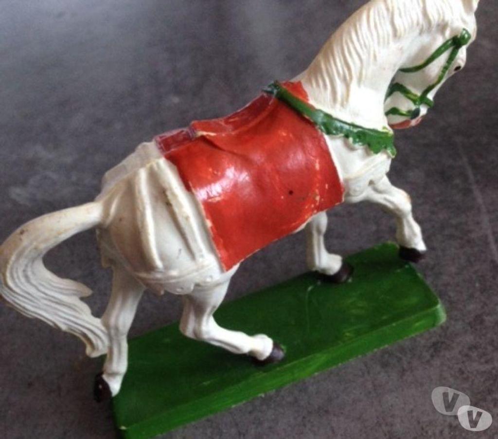 Collection Seine-et-Marne Meaux - 77100 - Photos Vivastreet Figurine CHEVAL série Moyen âge