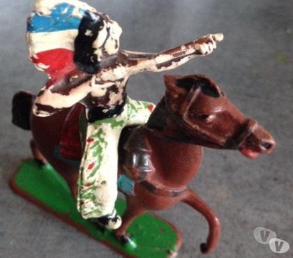Collection Meaux Seine-et-Marne - Photos Vivastreet Figurines INDIEN sur son CHEVAL