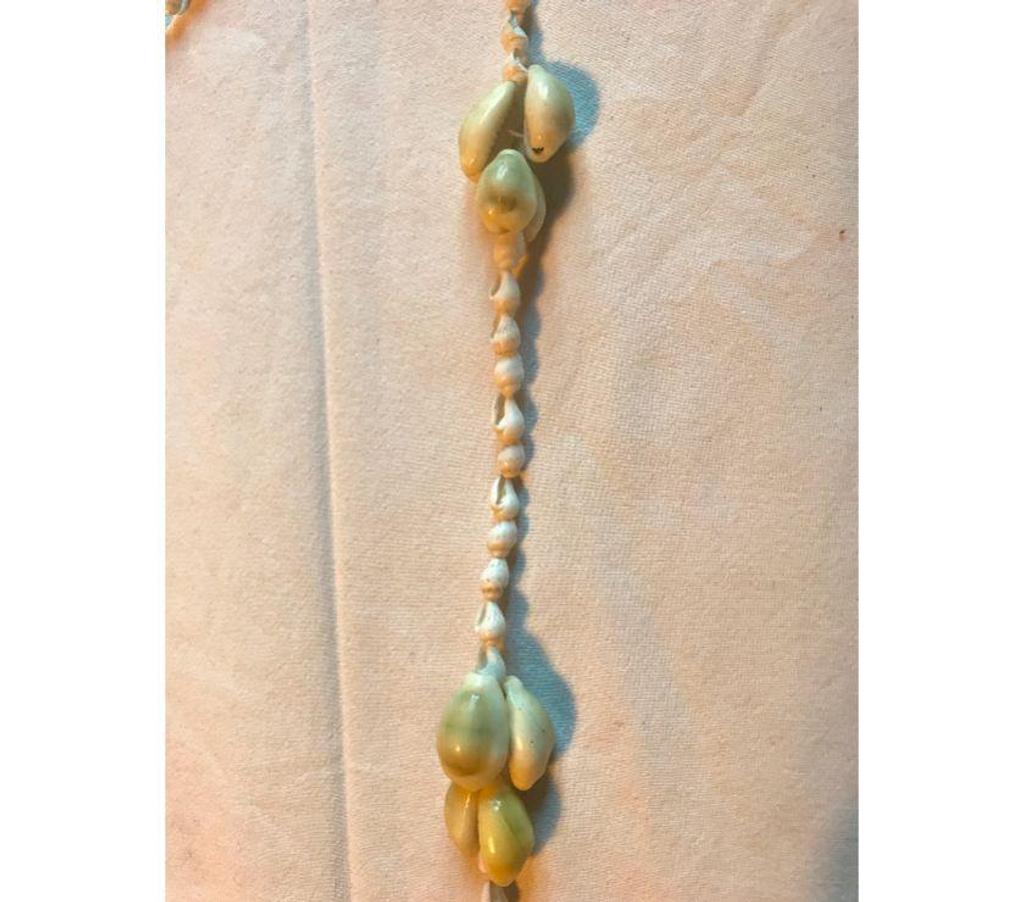 Bijoux occasion Hauts-de-Seine Antony - 92160 - Photos Vivastreet Collier Fantaisie Coquillages BlancBeige N Calédonie Noumea
