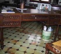 RARE : ANCIEN BUREAU OU AUTRES DANS SON JUS