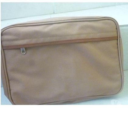 Accessoires - Bagagerie La Mulatiere Rhône - Photos Vivastreet Sacoche contenant un grand sac besace marron