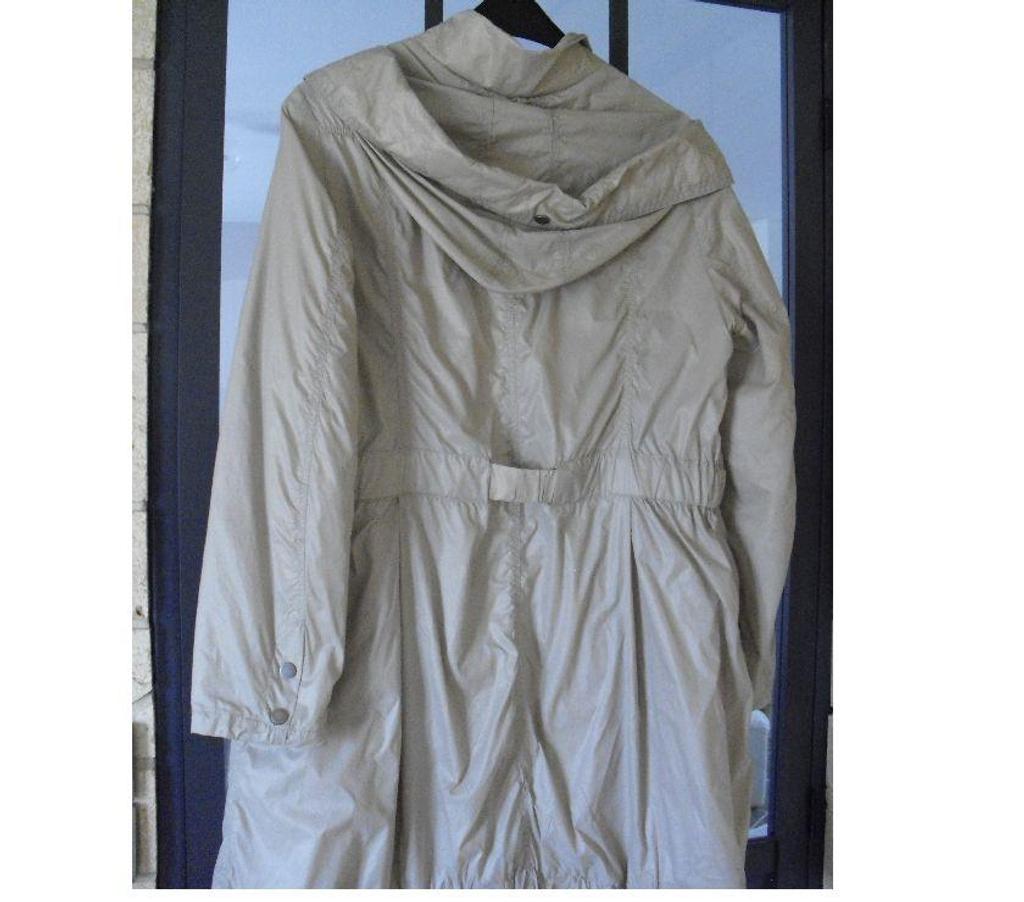 Vêtements occasion Pas-de-Calais Noyelles Godault - 62950 - Photos Vivastreet popeline avec capuche femme