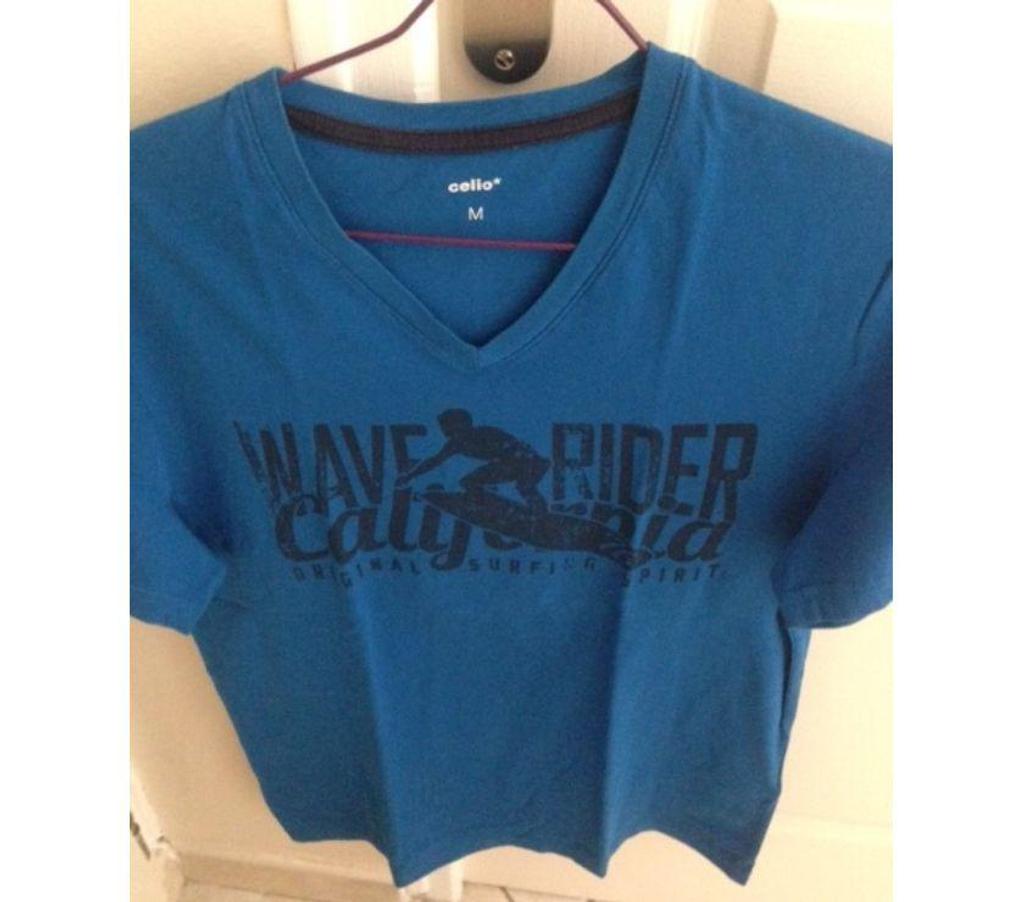 Vêtements occasion Seine-et-Marne Meaux - 77100 - Photos Vivastreet Lot de 5 TEE-SHIRTS homme, taille M 