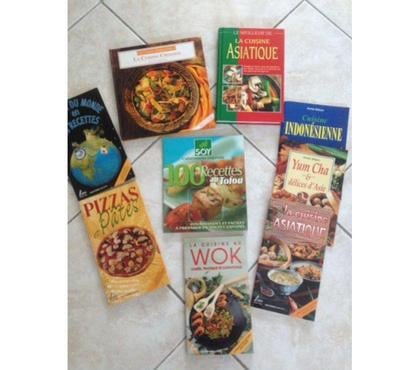 Livres occasion Meaux Seine-et-Marne - Photos Vivastreet Lot de 9 livres de RECETTES ASIATIQUES et PIZZAS et PÂTES