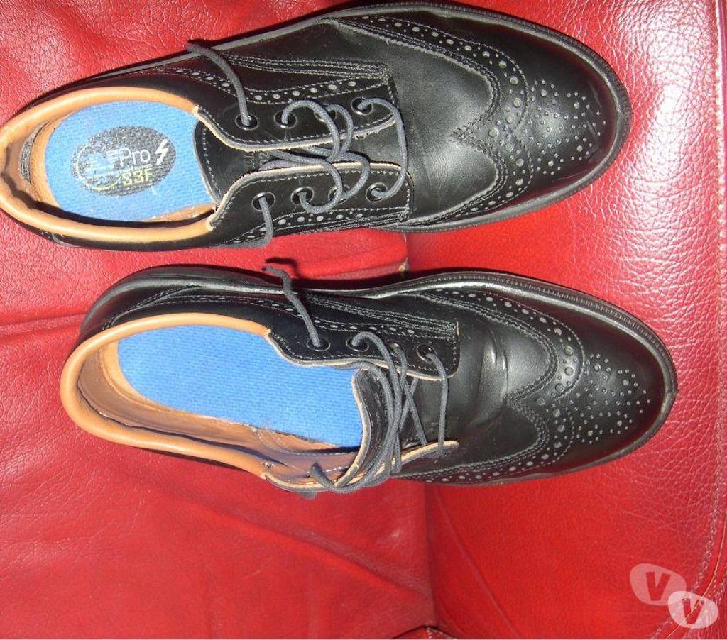 Chaussures Bouches-du-Rhône Aix en Provence - Photos Vivastreet CHAUSSURES DE GOLF SECURITE BASSE JALOSCAR SAS P44 NOIR