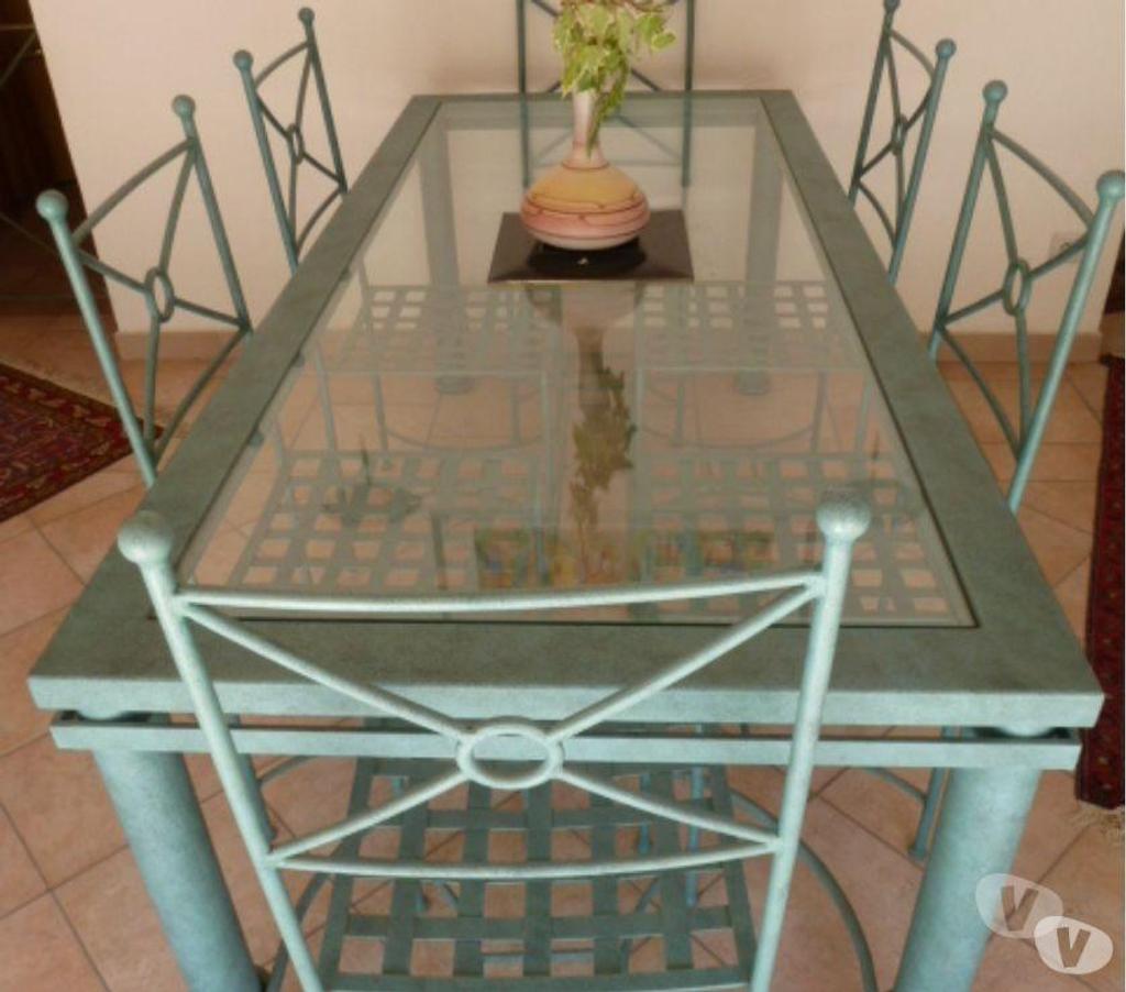 Ameublement & art de la table Bouches-du-Rhône Le Puy Ste Reparade - 13610 - Photos Vivastreet TABLE ET 6 CHAISES unique et d'exception