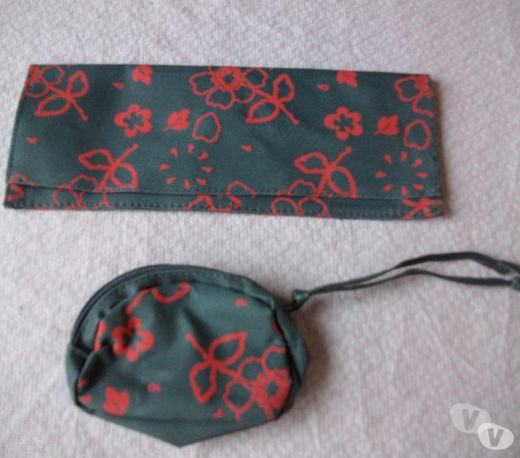Accessoires - Bagagerie Bas-Rhin Bouxwiller - 67330 - Photos Vivastreet Petite Maroquinerie (porte-monnaie-porte-chèquier.....)