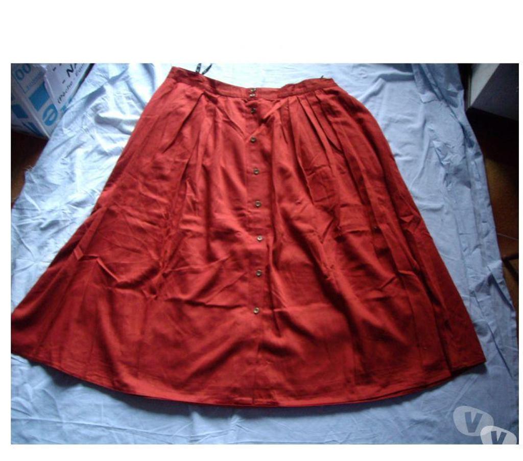 Vêtements occasion Bas-Rhin Bouxwiller - 67330 - Photos Vivastreet Habits et Vestes Femme Taille 52 à T.58-60