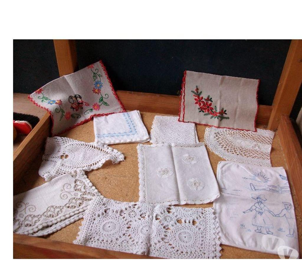 Ameublement & art de la table Bas-Rhin Bouxwiller - 67330 - Photos Vivastreet Napperons, Chemins de Table et Tapis de Guéridon