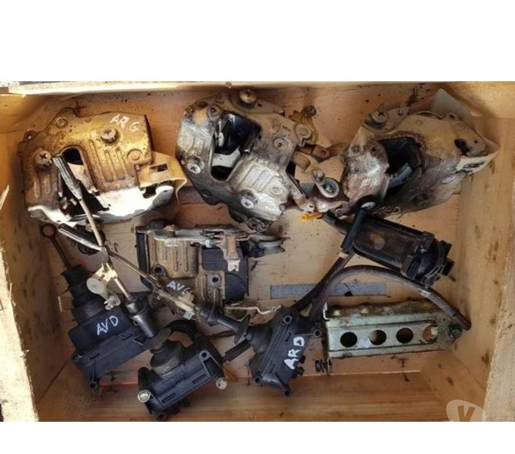 Pièces et services auto Seine-et-Marne Touquin - 77131 - Photos Vivastreet mercedes w124 DE 1985 A 1995 sur appel demande? seulement