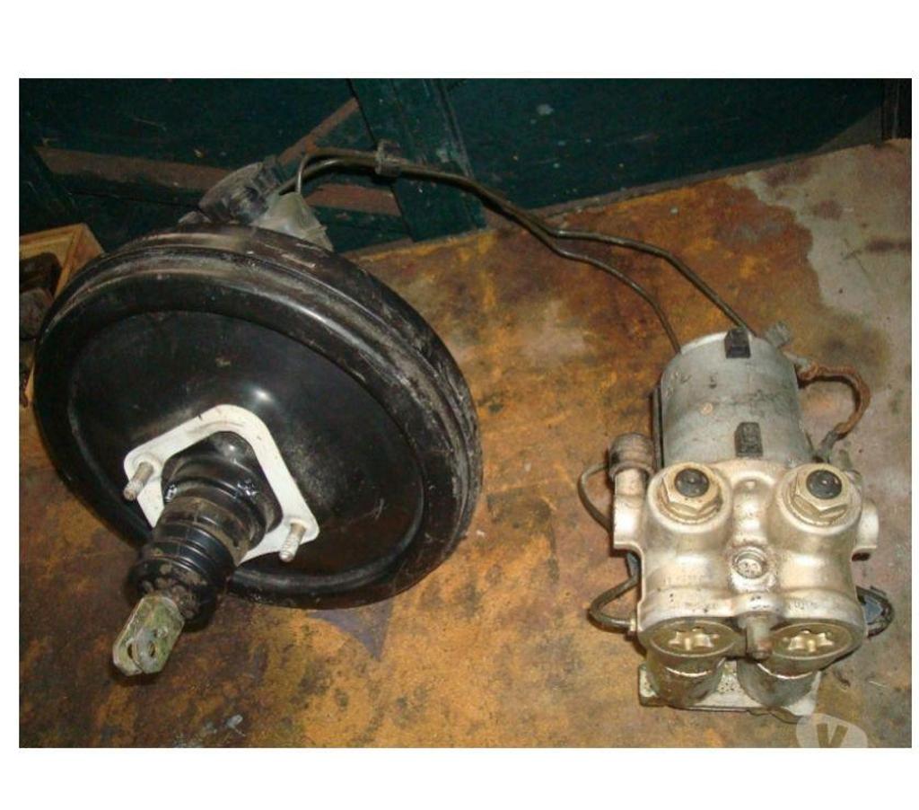 Pièces et services auto Seine-et-Marne Touquin - 77131 - Photos Vivastreet ABS mercedes w124 ou cerveau frein et reservoir lukid