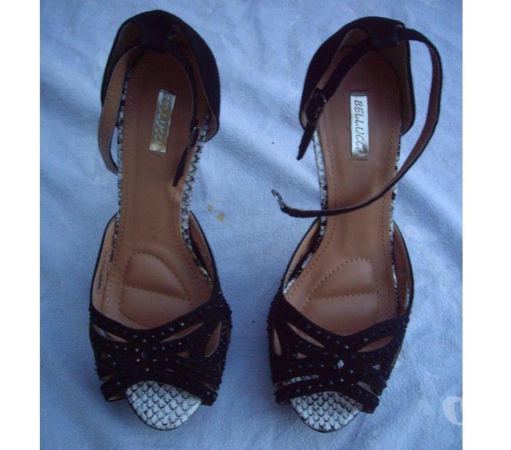 Chaussures Bas-Rhin Bouxwiller - 67330 - Photos Vivastreet Sandales Noir Python talons 13 cm pt 38-neuves
