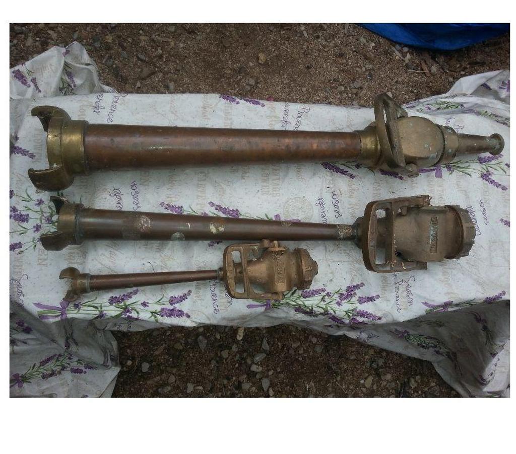 Collection Seine-et-Marne Montceaux les Provins - 77151 - Photos Vivastreet lance de pompier 