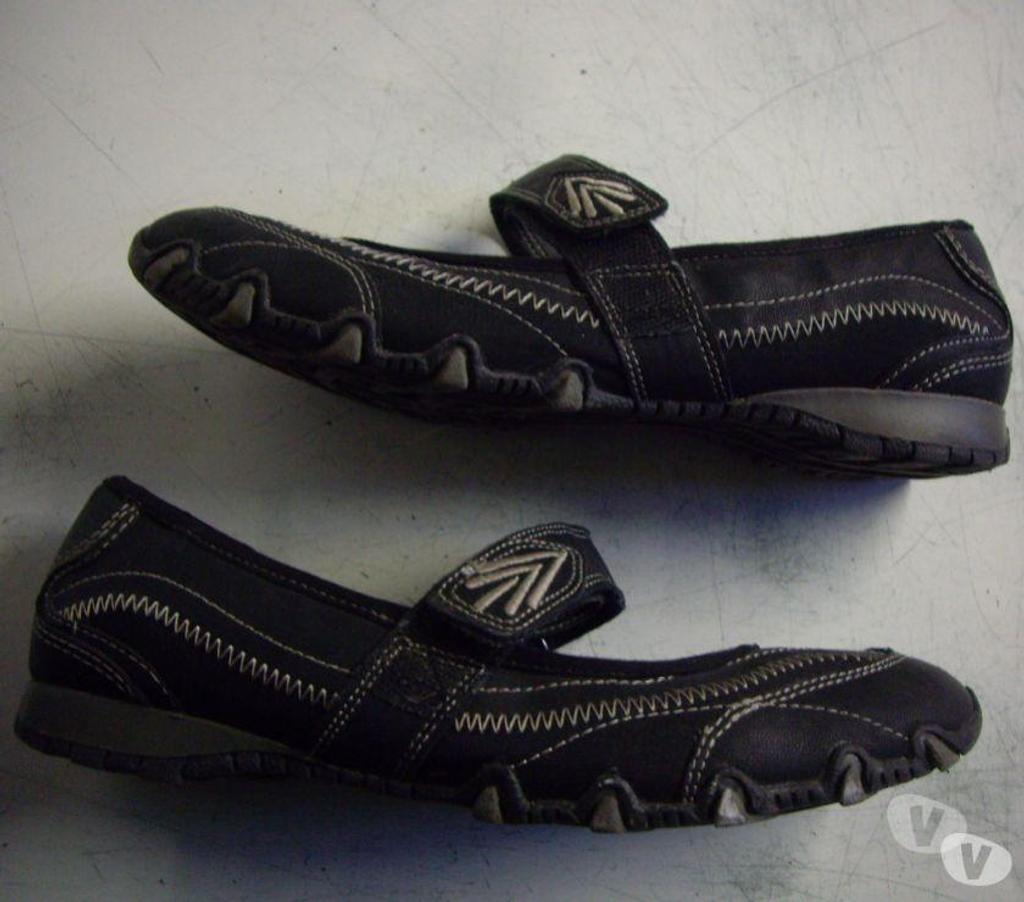 Chaussures Bas-Rhin Bouxwiller - 67330 - Photos Vivastreet Derbies Noir à scratch pt 37 à 5 €
