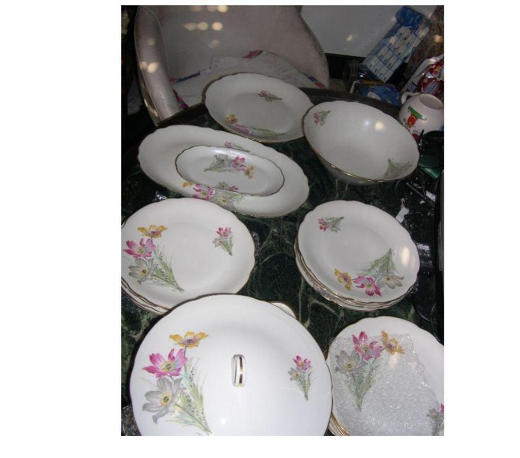 Ameublement & art de la table Bouches-du-Rhône Aix en Provence - Photos Vivastreet SERVICES VINTAGE GARANTIE 100 % PORCELAINE
