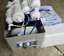 CENTRE DE PILOTE D'EAU DOUCE COMPACT