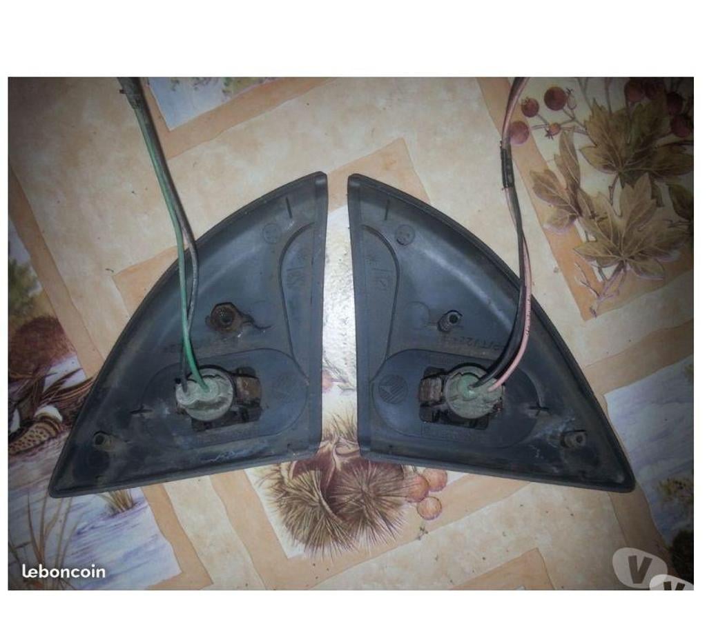 Pièces et services auto Seine-et-Marne Montceaux les Provins - 77151 - Photos Vivastreet clignotant d'aile renault espace 3