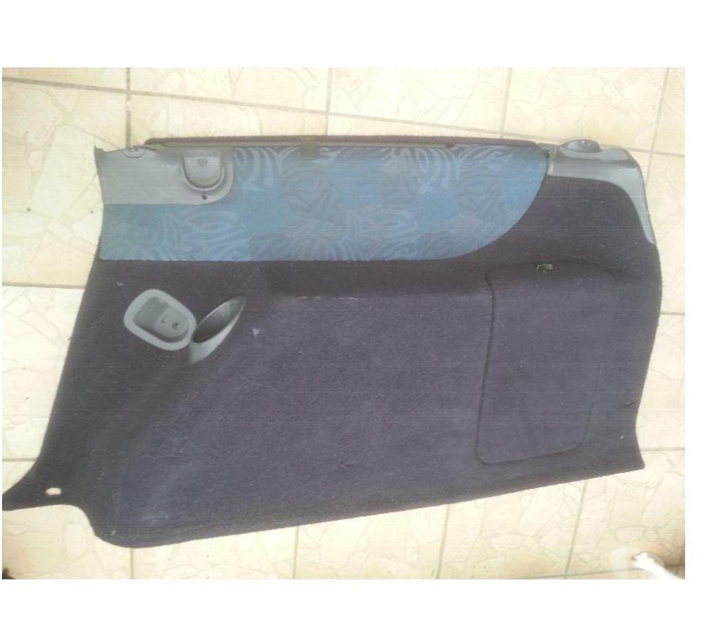 Pièces et services auto Seine-et-Marne Montceaux les Provins - 77151 - Photos Vivastreet interieur coffre Renault espace 3