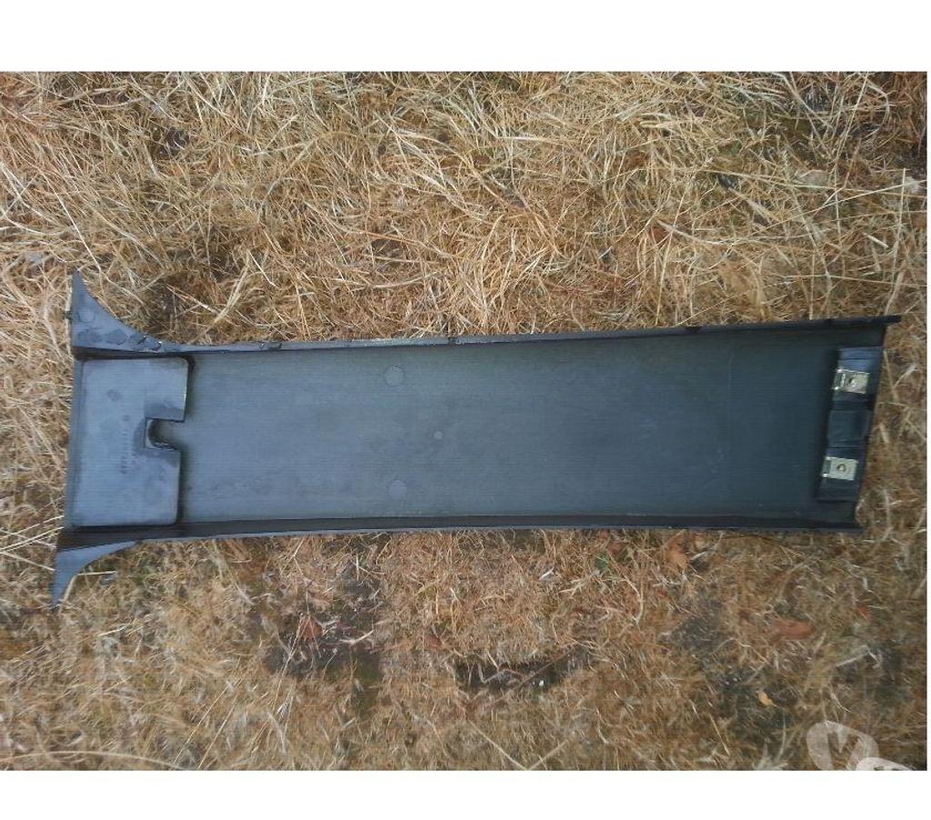 Pièces et services auto Seine-et-Marne Montceaux les Provins - 77151 - Photos Vivastreet cache montant de porte renault espace 3