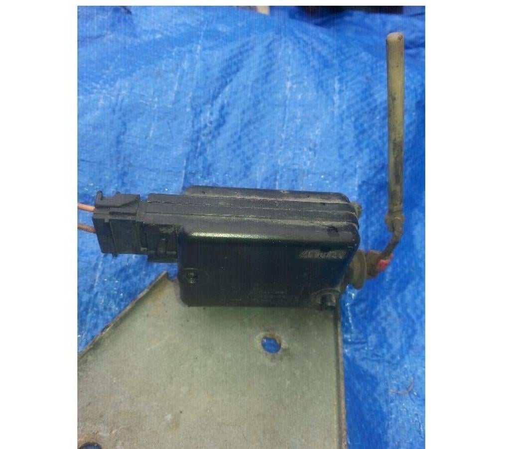 Pièces et services auto Seine-et-Marne Montceaux les Provins - 77151 - Photos Vivastreet moteur trappe a essence renault espace 3