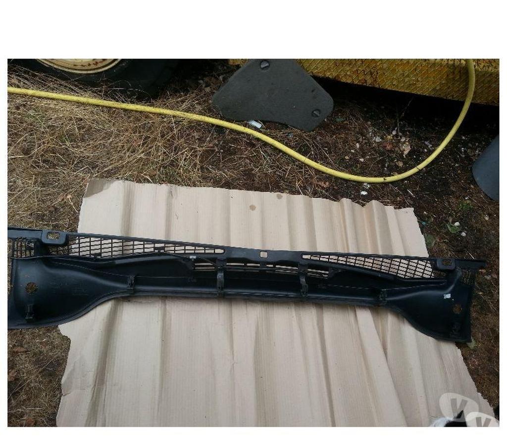 Pièces et services auto Seine-et-Marne Montceaux les Provins - 77151 - Photos Vivastreet baie de pare-brise xsara picasso 