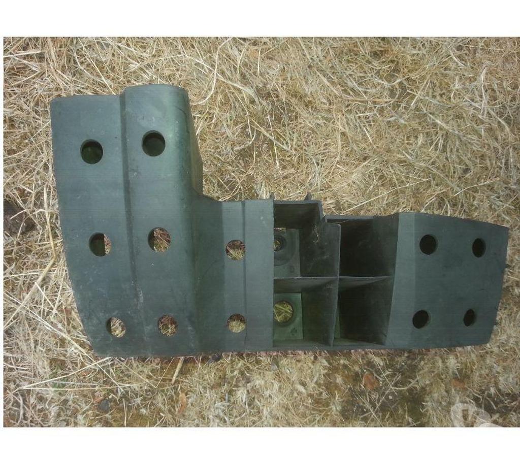 Pièces et services auto Seine-et-Marne Montceaux les Provins - 77151 - Photos Vivastreet Renfort par choc renault espace 3 