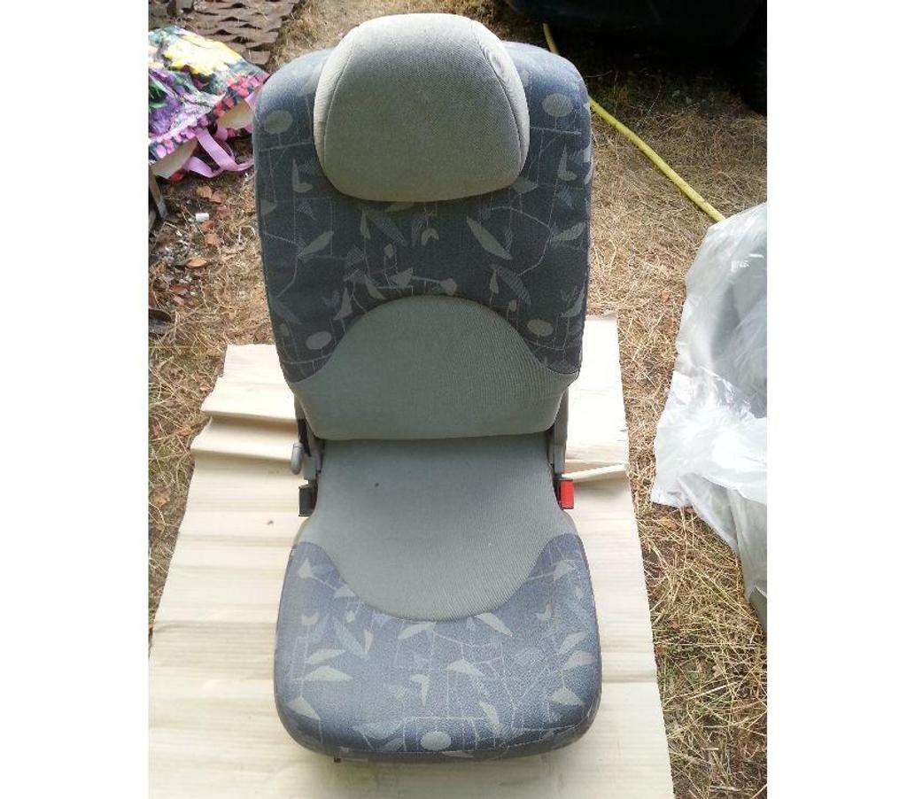 Pièces et services auto Seine-et-Marne Montceaux les Provins - 77151 - Photos Vivastreet siege arriere xsara picasso