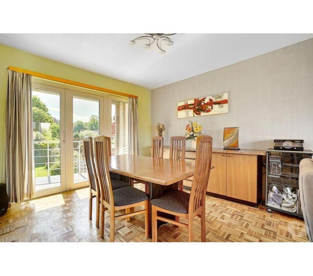 Vente Maison Ain Malafretaz - 01340 - Photos Vivastreet Grande maison de 211m² utiles, quartier Petit-Ry