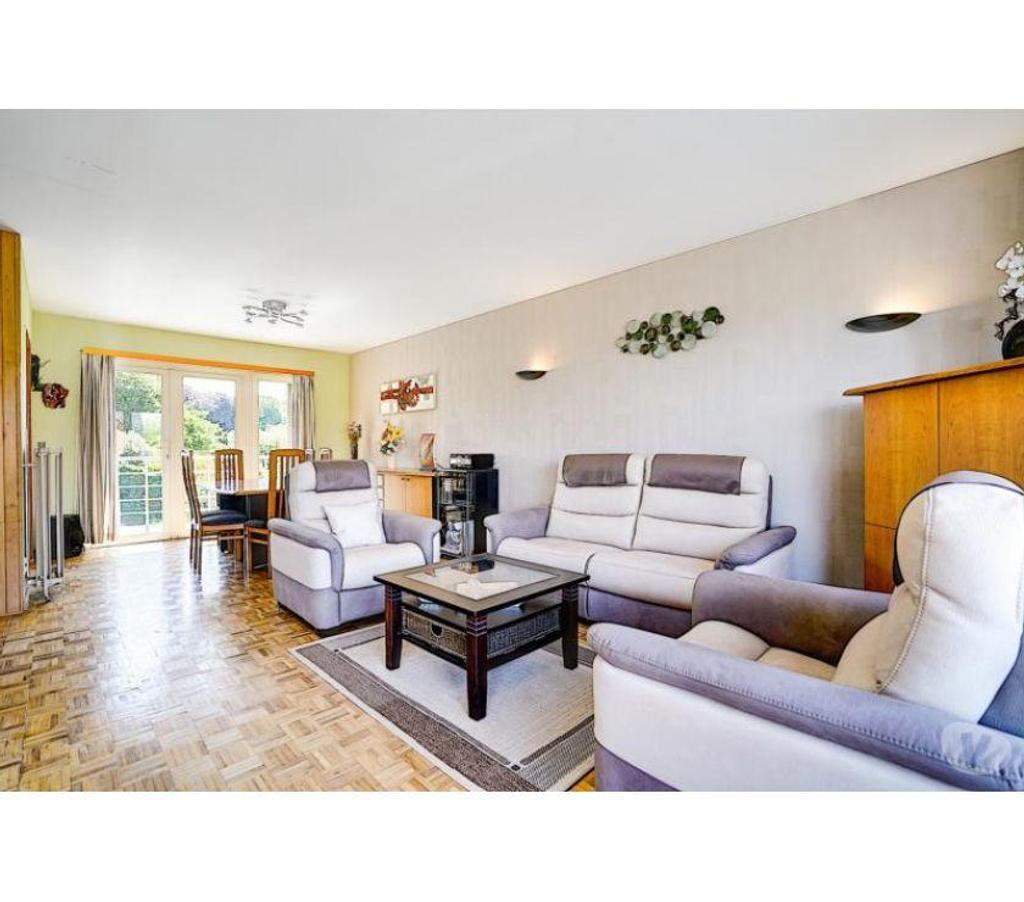 Vente Maison Ain Malafretaz - 01340 - Photos Vivastreet Grande maison de 211m² utiles, quartier Petit-Ry