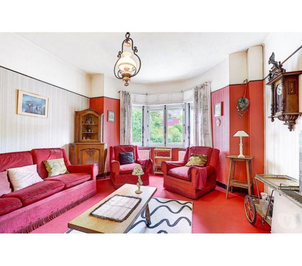 Vente Maison Ain Malafretaz - 01340 - Photos Vivastreet Vaste demeure familiale à moderniser, à deux pas du Douaire!