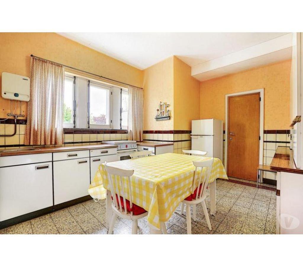 Vente Maison Ain Malafretaz - 01340 - Photos Vivastreet Vaste demeure familiale à moderniser, à deux pas du Douaire!