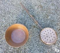 Bassine à confiture et bassinoire en cuivre