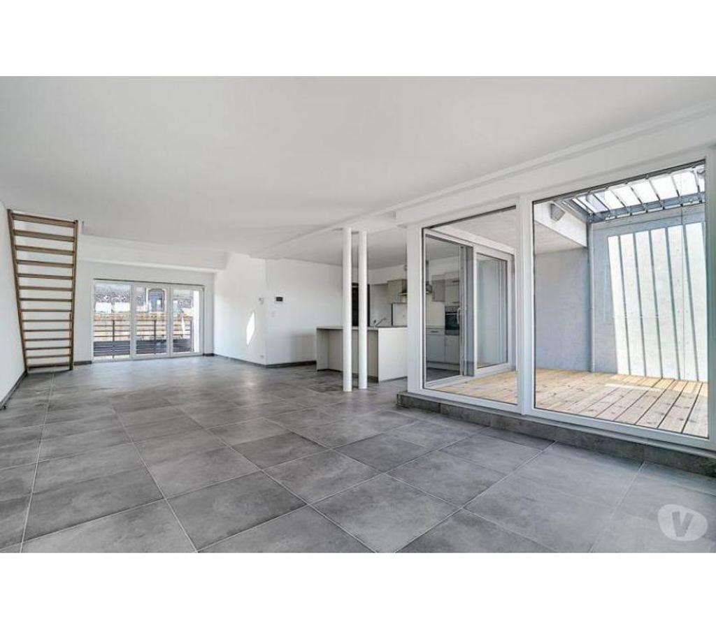 Appartements à vendre Ain Malafretaz - 01340 - Photos Vivastreet Splendide duplex 160m2 - vue époustoufflante