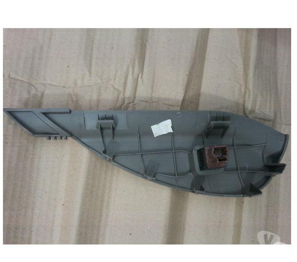 Pièces et services auto Seine-et-Marne Montceaux les Provins - 77151 - Photos Vivastreet cache tableau de bord xsara picasso 