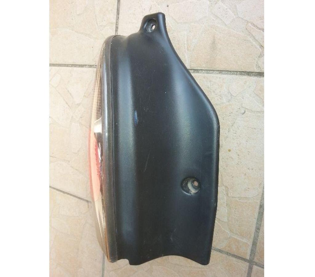 Pièces et services auto Seine-et-Marne Montceaux les Provins - 77151 - Photos Vivastreet feu arrière renault espace 3