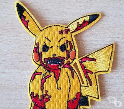 Collection Carnon Hérault - Photos Vivastreet Ecusson brodé Pokémon Pikachu 11x7 cm