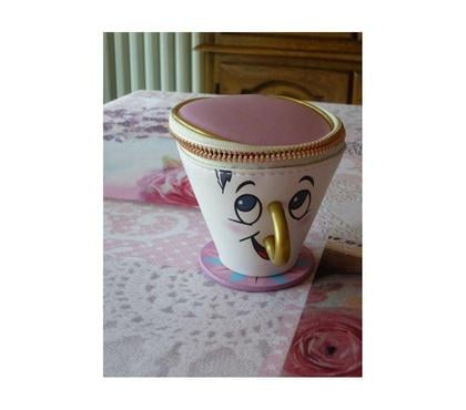 Accessoires - Bagagerie Hauconcourt Moselle - Photos Vivastreet Porte-monnaie Zip disney Belle et Bete japon manga anime des