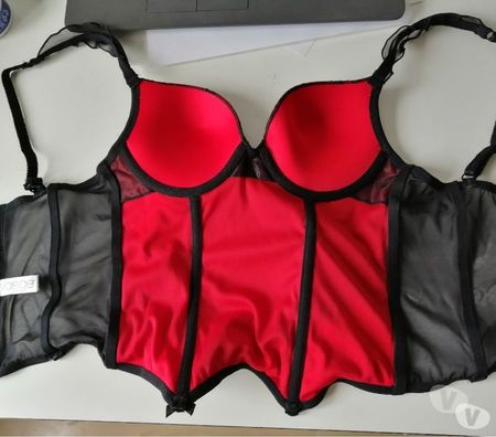 Vêtements occasion Val-d'Oise Bernes sur Oise - 95340 - Photos Vivastreet SUPERBE GUEPIERE STYLE LUXORIA ROUGE & NOIR TAILLE 85B