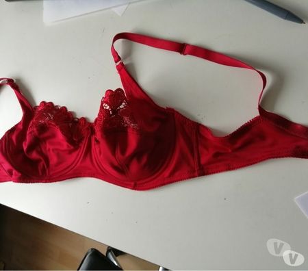 Vêtements occasion Val-d'Oise Bernes sur Oise - 95340 - Photos Vivastreet SOUTIEN GORGE ROUGE ( SIZE 40 90 ) VOIR MOTIFS