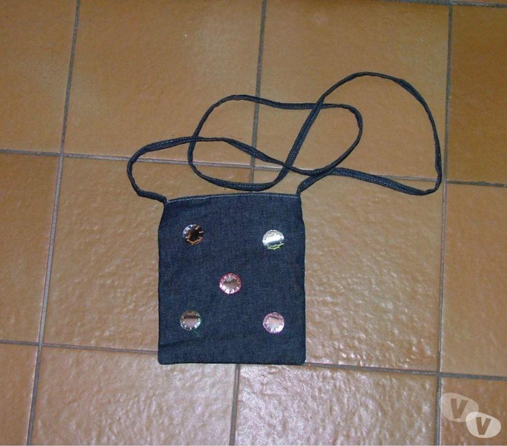 Accessoires - Bagagerie Val-de-Marne Le Kremlin Bicetre - 94270 - Photos Vivastreet Petite pochette plate en jean