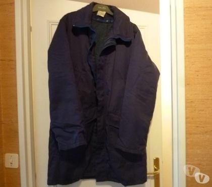 Vêtements occasion Le Kremlin Bicetre Val-de-Marne - Photos Vivastreet Manteau-caban homme bleu marine T3