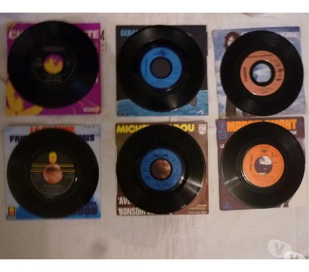 Collection Val-de-Marne Le Kremlin Bicetre - 94270 - Photos Vivastreet Vinyles 45t Delpech-Palaprat-Lenorman-Sardou-Amont
