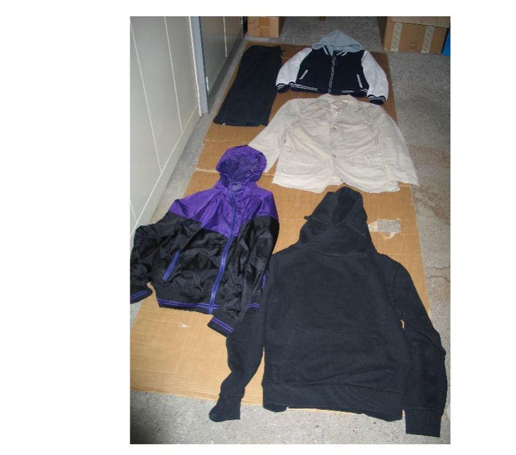 Vêtements occasion Essonne Quincy sous Senart - 91480 - Photos Vivastreet Vêtements pour homme, femme, jeunes V1