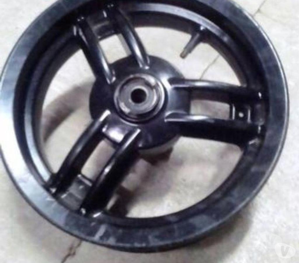 Pièces et services moto Hérault Beziers - 34500 - Photos Vivastreet jante scooter